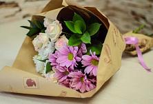 Букет цветов из:  Розы и Хризантемы #REPLACE_PRED# Должанской